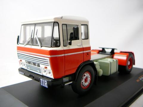 Miniature DAF 2600 Tracteur Routier