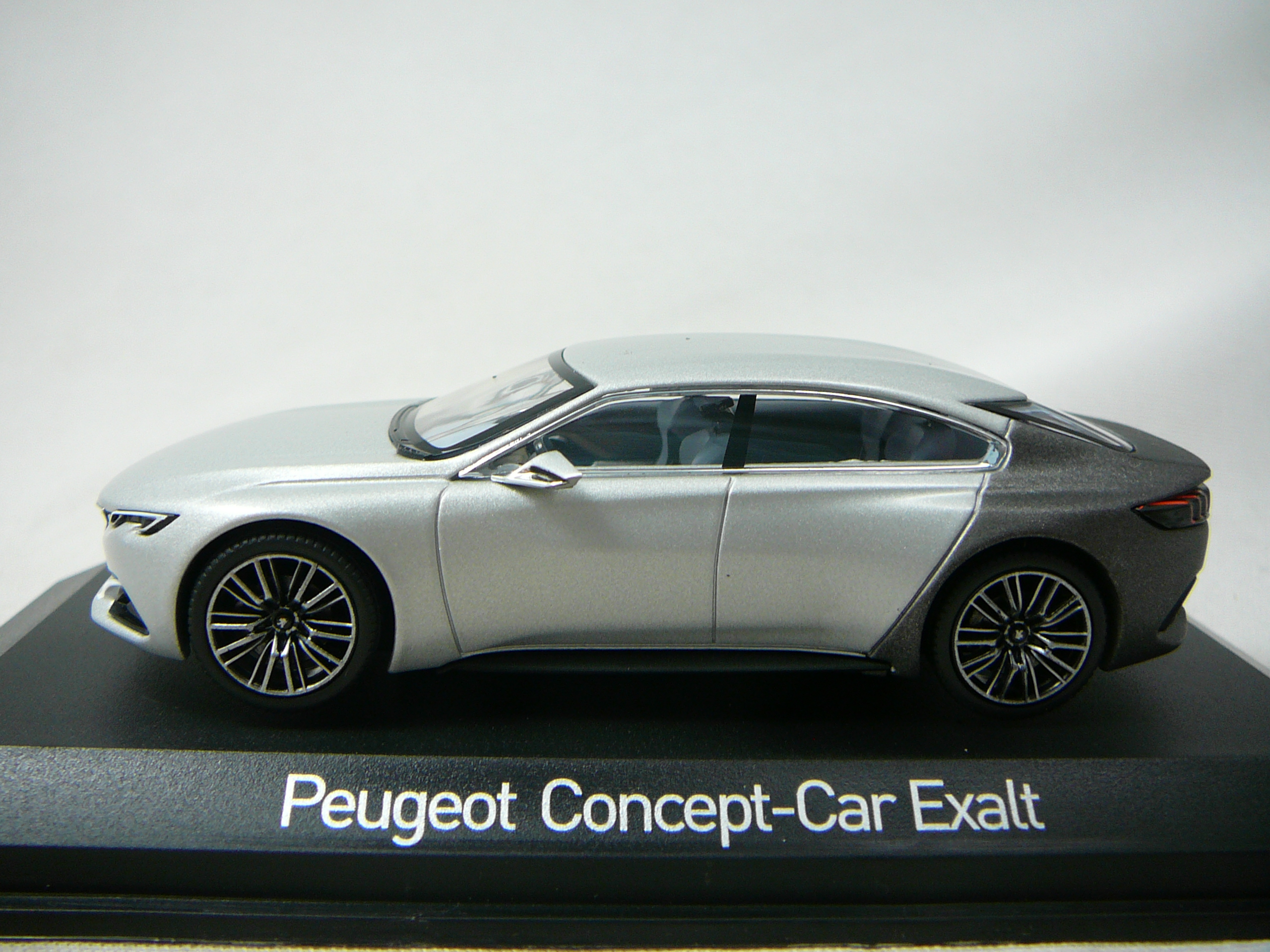 Peugeot Concept Car Salon de Paris 2014 Miniature 1/43 Norev