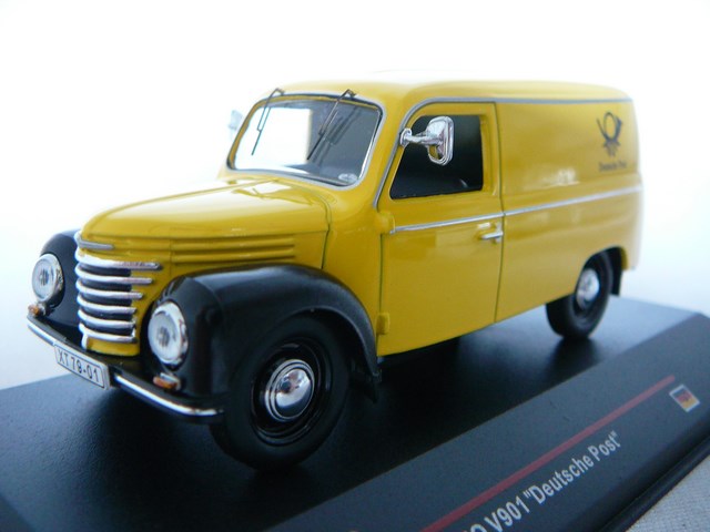 IFA FRAMO V90 1/2 Van Poste Allemande Miniature 1/43 Ist Models