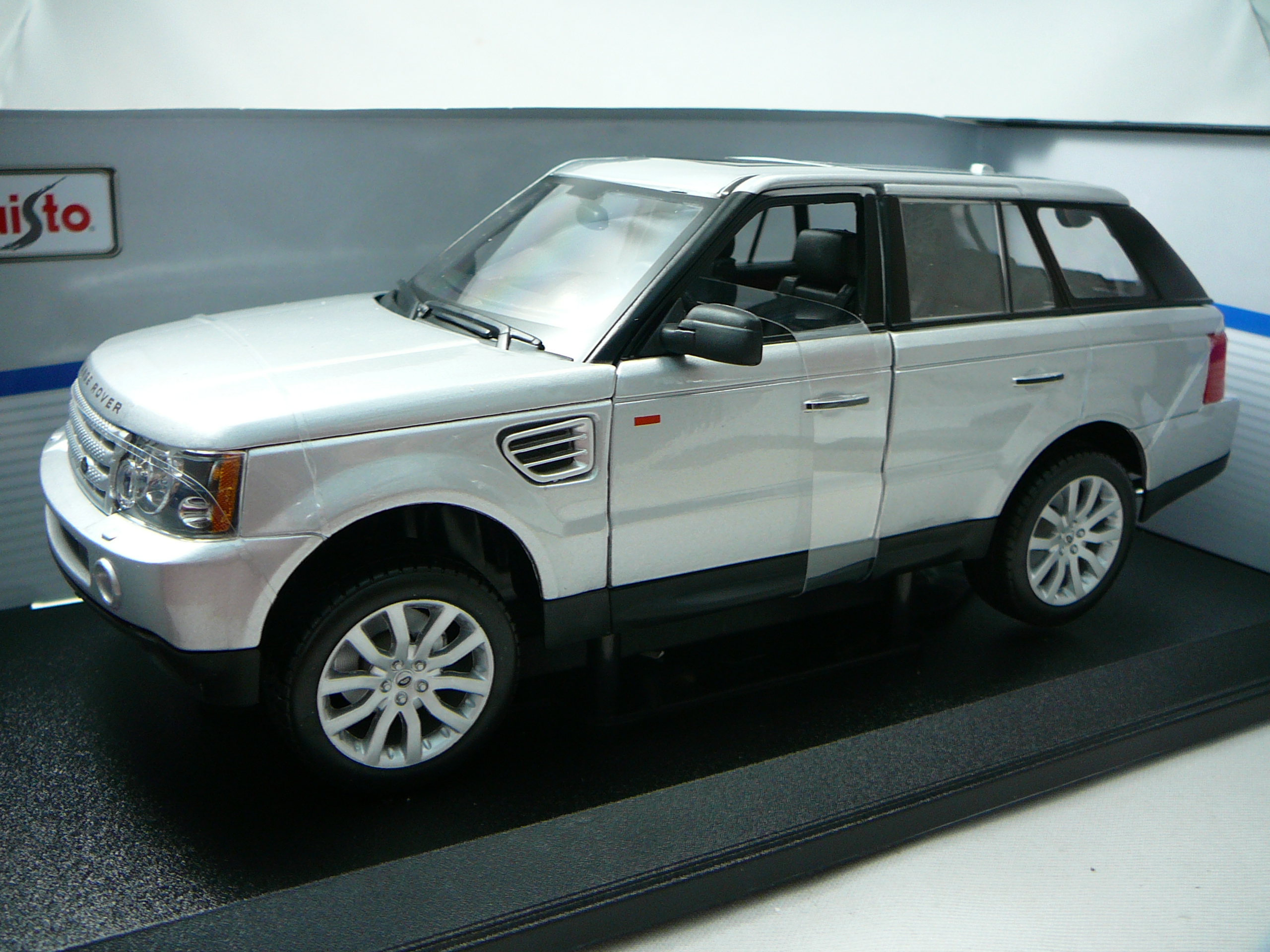 Land Rover Range Rover Sport Miniature 1/18 Maisto