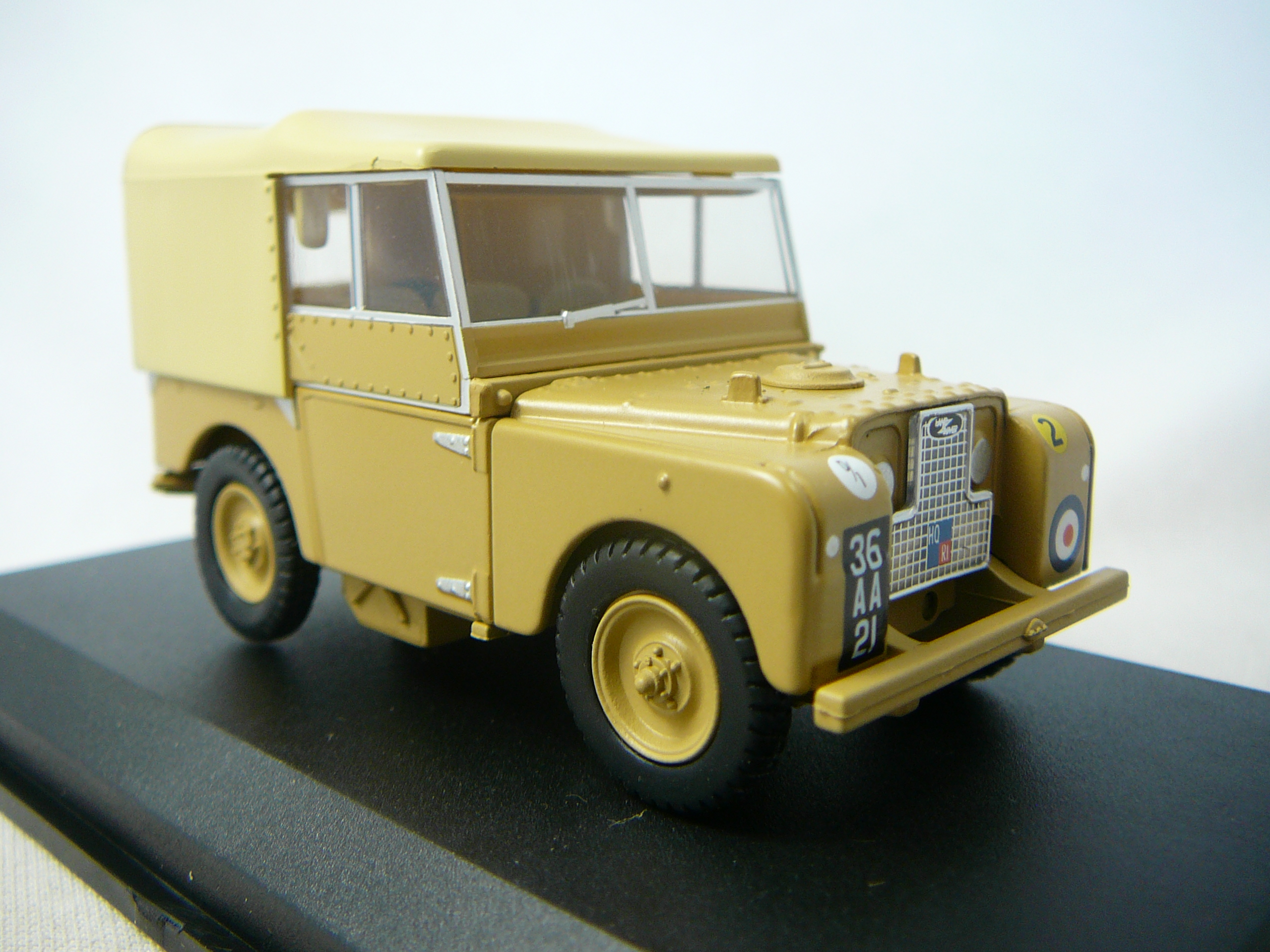 Land Rover Serie I 80  34th Light AA Reg Miniature 1/76 Oxford