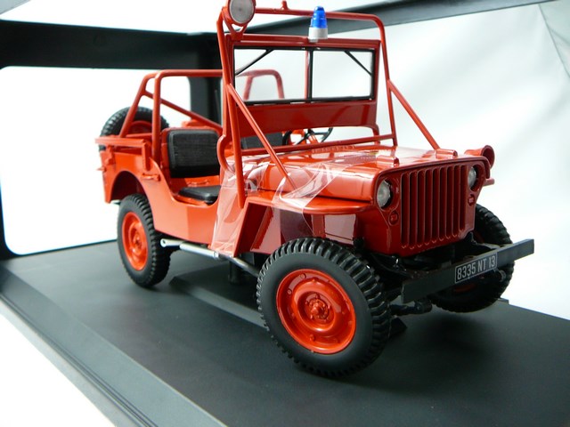 Jeep Willis Service départemental d'incendie 1988 Miniature 1/18 Norev