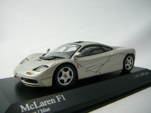 Mac Laren F1 GTR Miniature 1/43 Minichamps