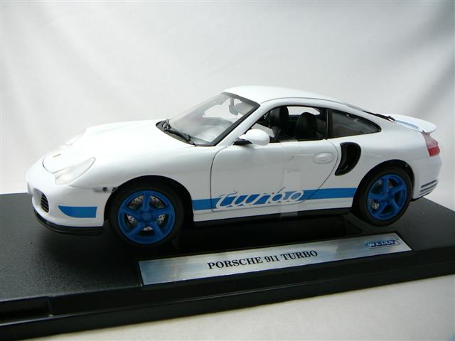 Porsche 911 Turbo Miniature 1/18 Welly