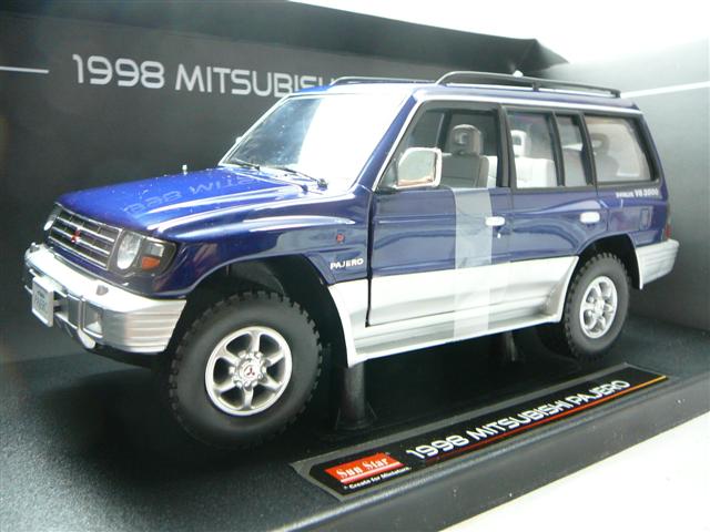 Mitsubishi Pajero Long 3.5 V6 1998 Miniature 1/18 Sun Star