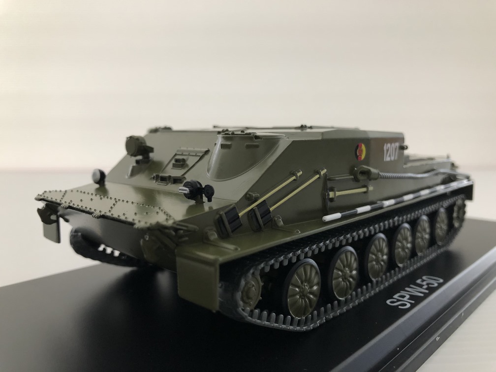 Panzer SPW 50 Transport de Troupes Amphibie NVA Miniature 1/43 Premium Classixxs