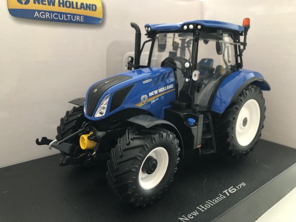 New Holland T6.175 Dynamic Command Tracteur Agricole Miniature 1/32 Universal Hobbies