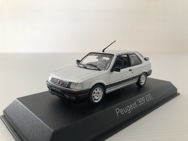 Peugeot 309 GTI 1987 avec PTS Miniature 1/43 Norev