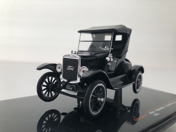 Ford T Runabout 1925 Miniature 1/43 Ixo