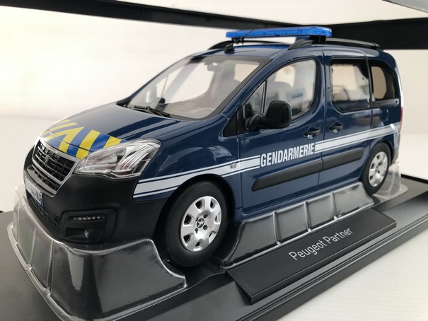 Peugeot Partner 2016 Gendarmerie Miniature 1/18 Norev