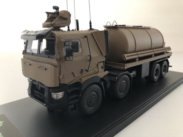 Camion citerne Scania CaRaPACE au 1/48 (Master Fighter) 
