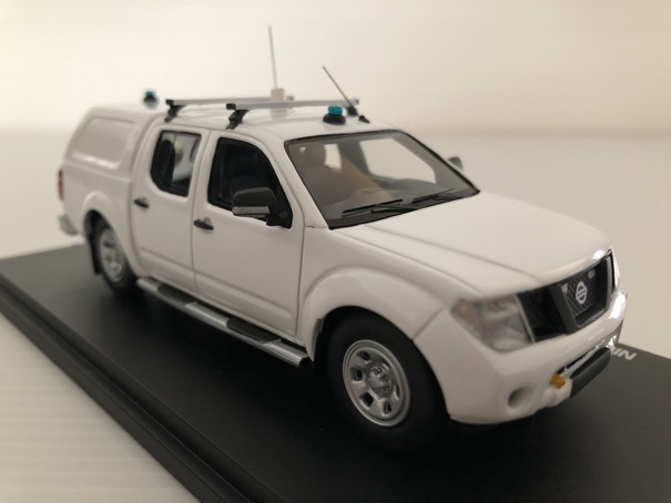 Nissan Navara Double Cabine CRS Secours en Montagne Miniature 1/43 Alarme