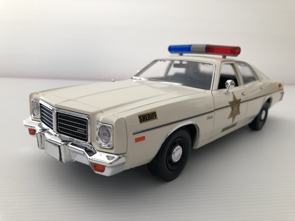 Dodge Coronet HAZZARD COUNTY SHERIFF Miniature 1/18 Greenlight