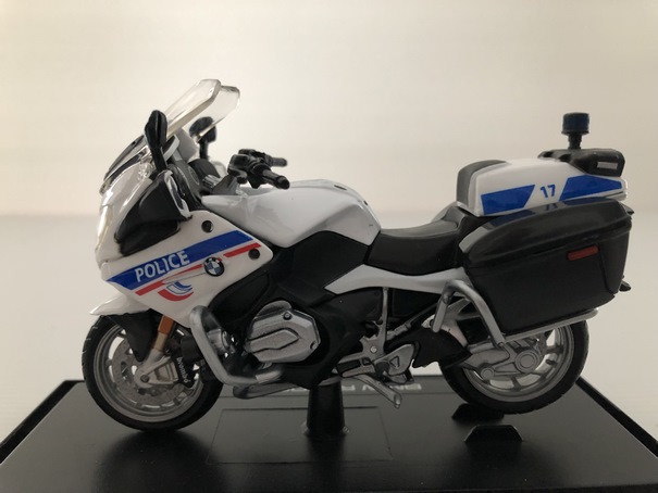 BMW r 1200 rt police Allemagne échelle 1:18 moto Modèle de MAISTO 