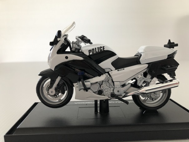 Moto Yamaha FJR1300A Police Miniature 1/18 Maisto