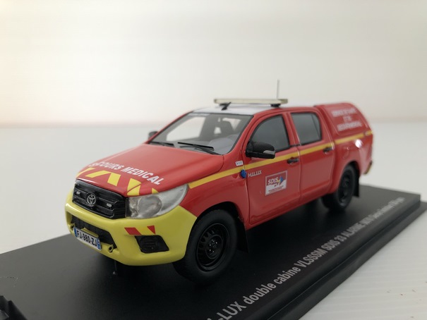 Toyota Hilux Pompiers VLSSSM SDIS 33 Miniature 1/43 Alarme