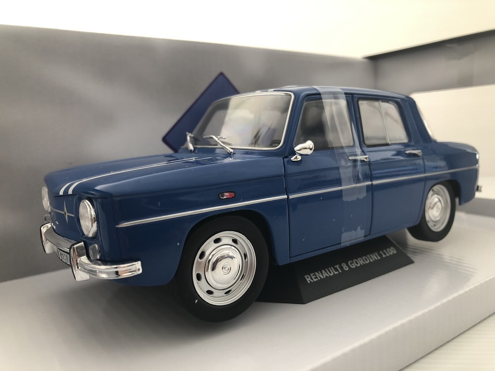 Renault 8 Gordini 1100 1967 Miniature 1/18 Solido