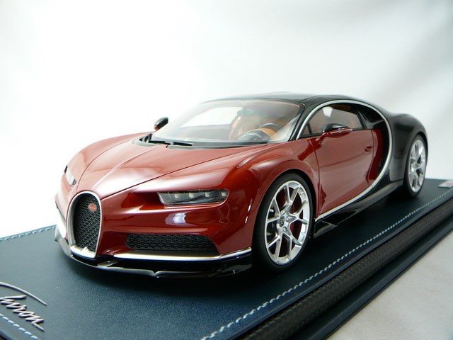 Bugatti Chiron Miniature 1/18 MR