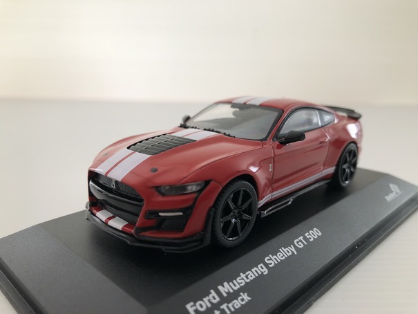 Solido Ford Mustang Shelby GT500 Voiture Miniature 1:18 - Rouge