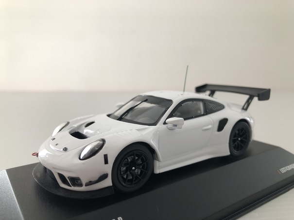 Porsche 911 GT3 R Plain Body 2019 Miniature 1/43 Ixo