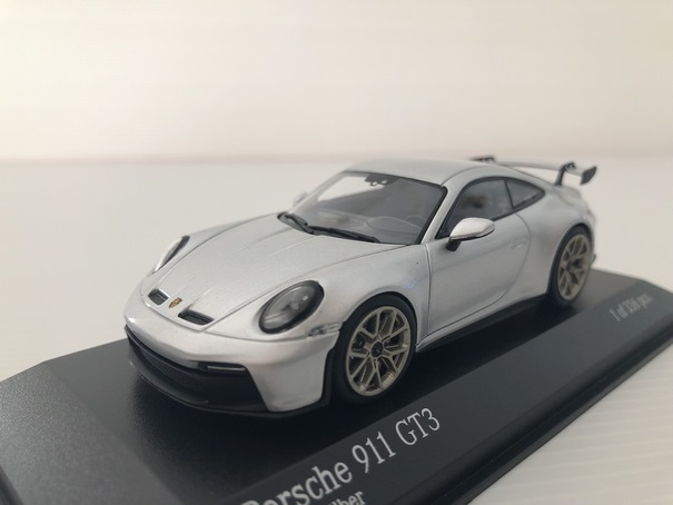 Porsche 911 (992) GT3 2020 Miniature 1/43 Minichamps