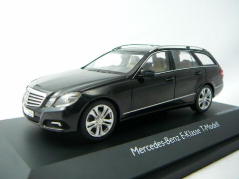 Mercedes Benz Classe E Break T Modell Miniature 1/43 Schuco