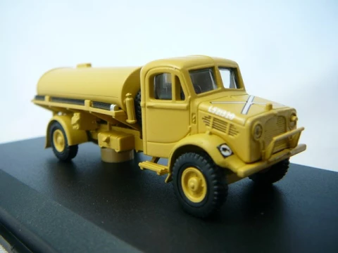 Miniature Camion Bedford OY