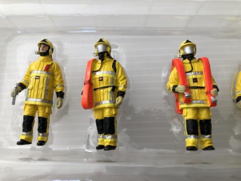 Miniature Set 6 Figurines Pompiers Feu Urbain Jaune